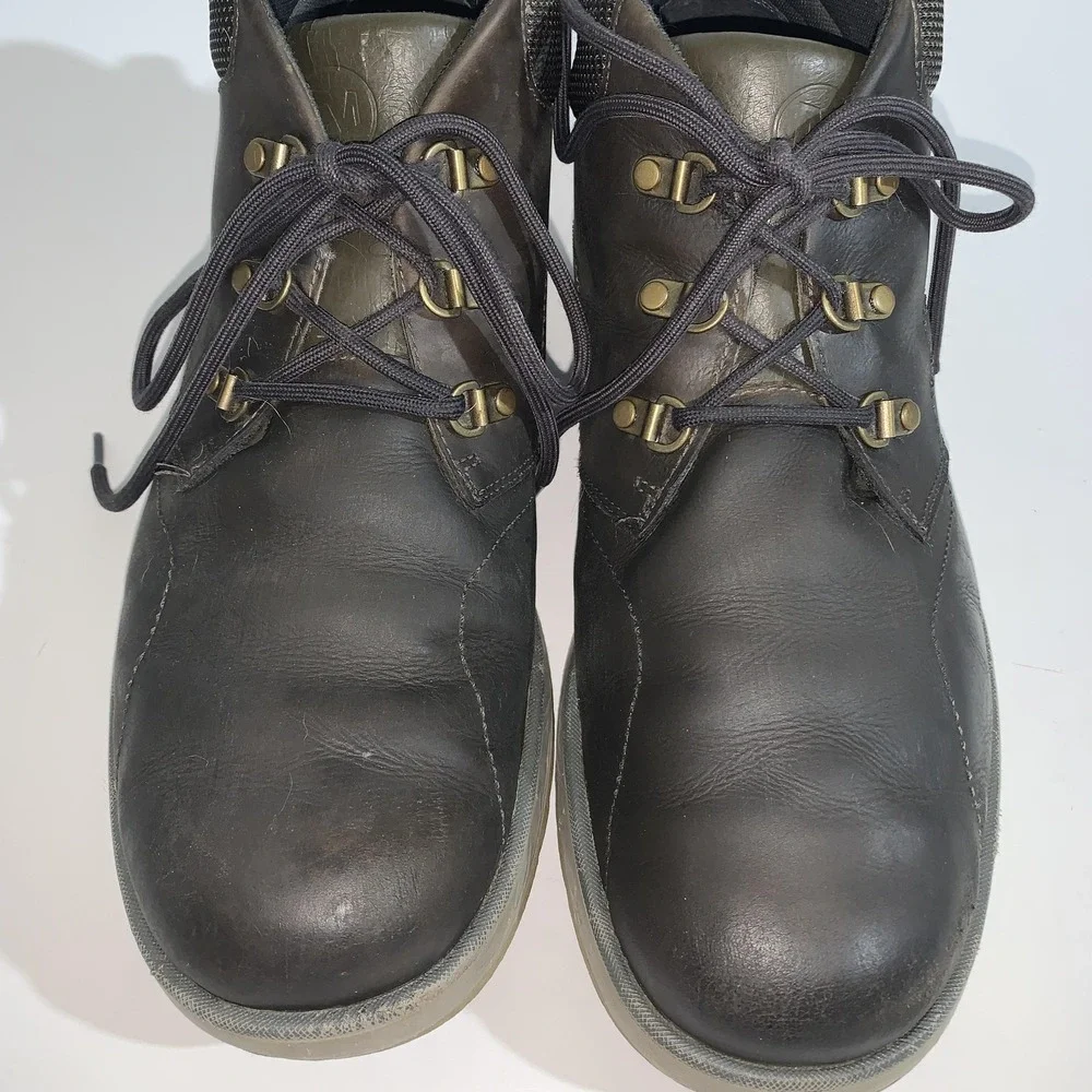 Merrell Boulder Boots Mens Size 12 Brown Leather Chukka Ankle Casual Outdoor